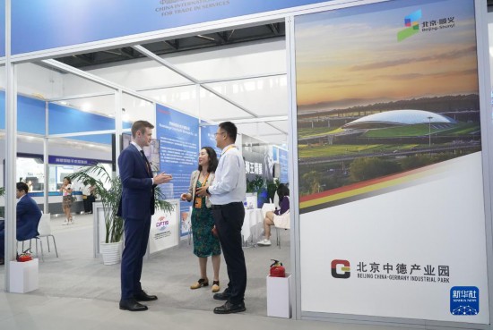 圆梦注册：塑造竞争新优势 抢占未来制高点——北京加快形成新质生产力一线观察